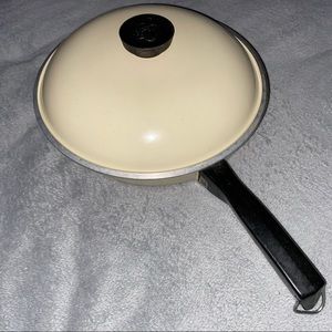 Vintage Club Aluminum skillet